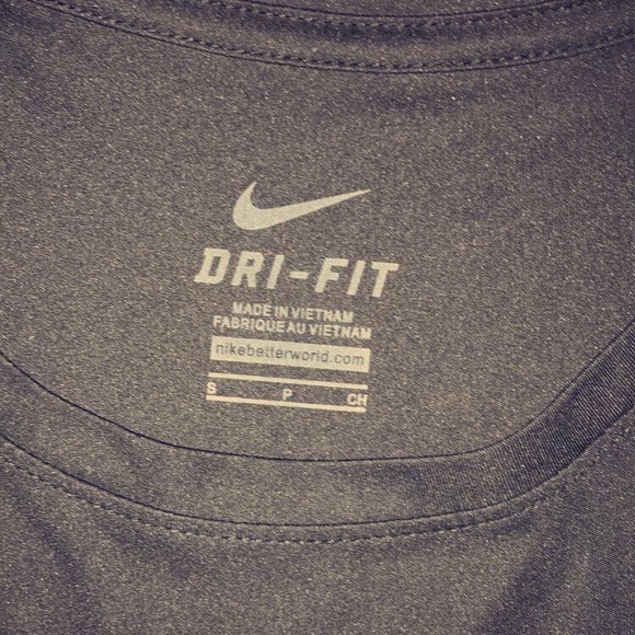 Nike Dri-Fit Wyoming T-shirt - Picture 3 of 3